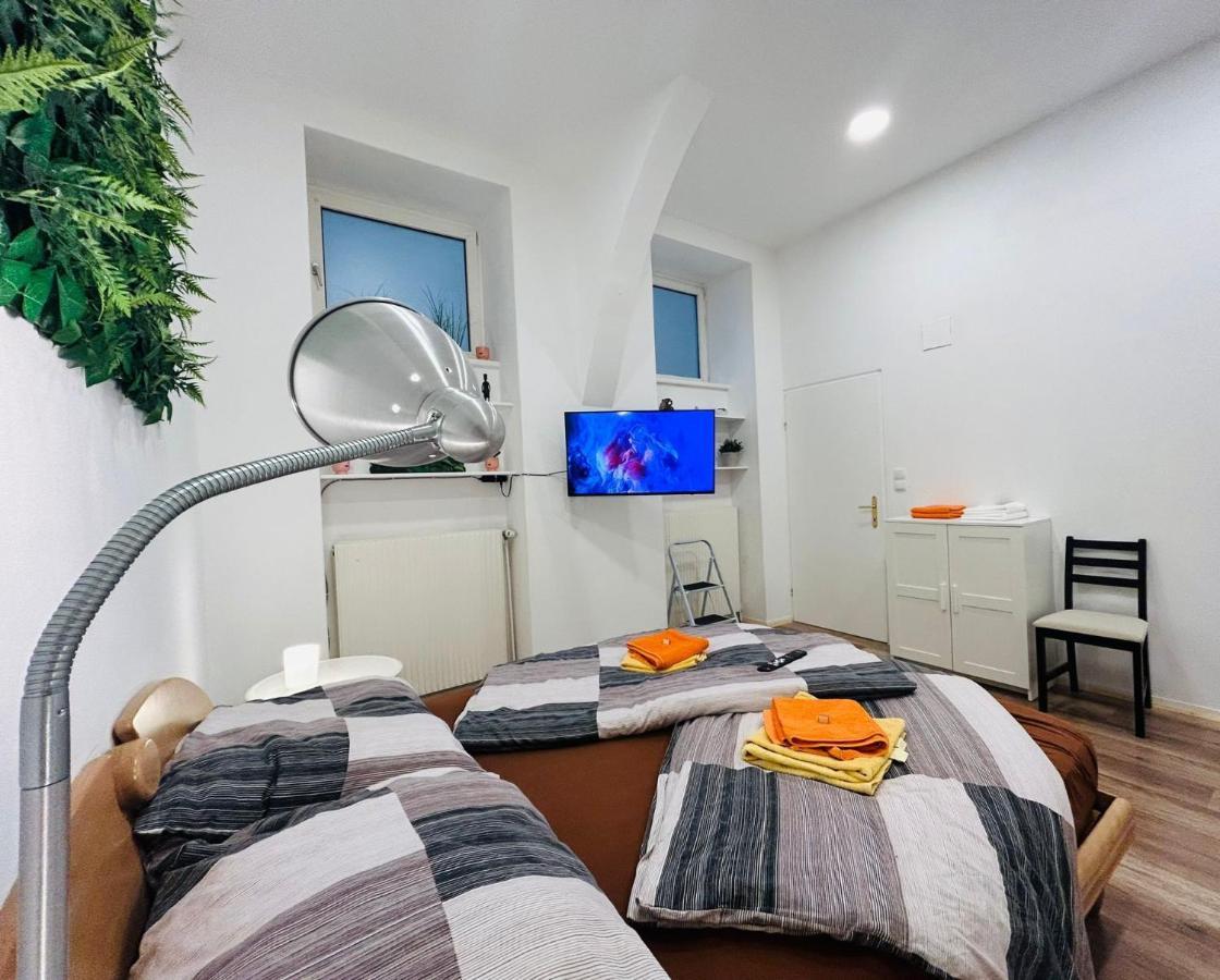 City Apartment Mit Direktzugang Вена Экстерьер фото